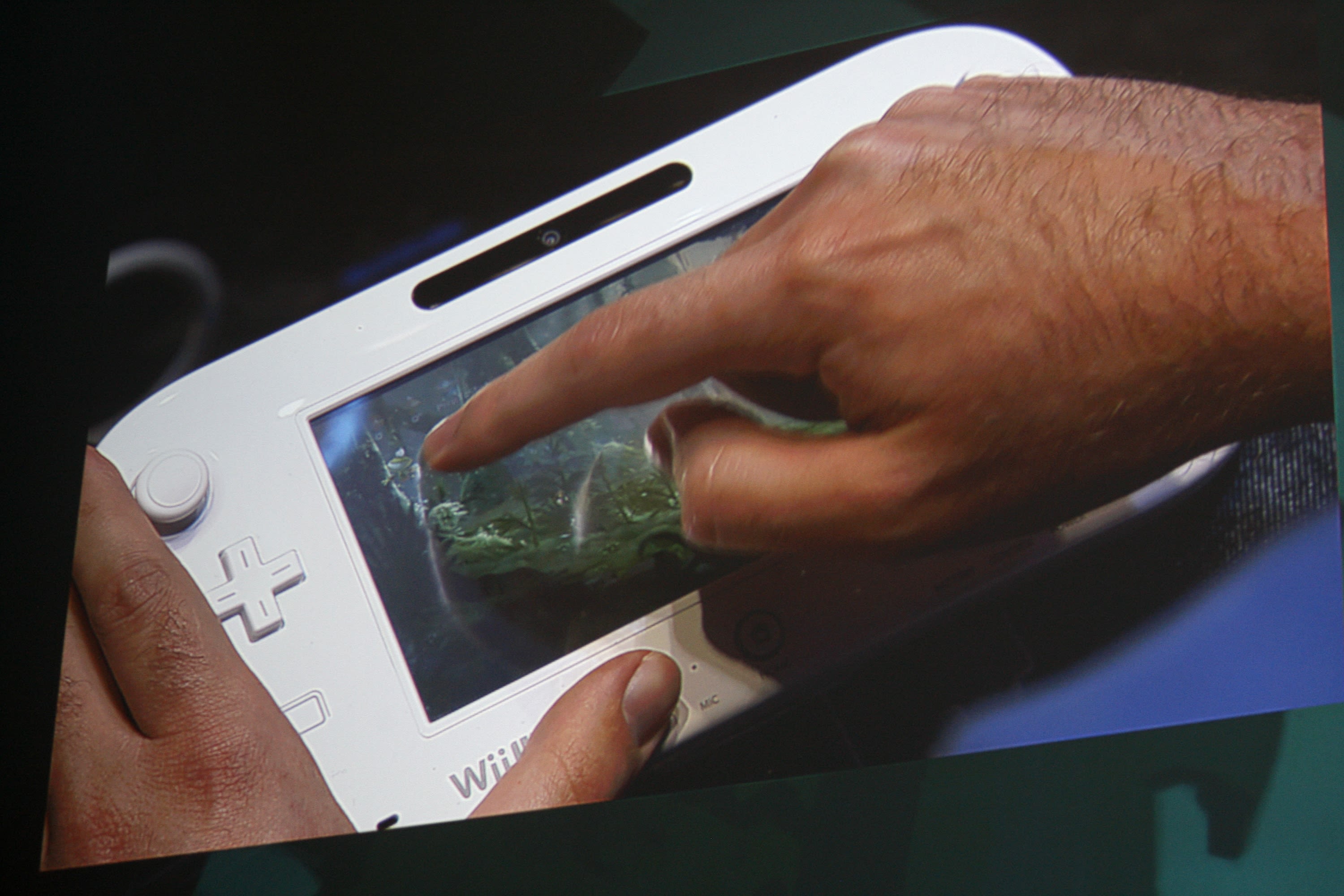 Zielig berekenen temperatuur Our hands-on demo with the Wii U | CNN Business