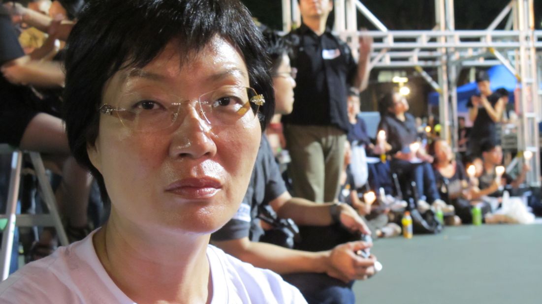 Ms. Chan Shu-ying says she still has a deep impression of attending a protest in 1989 against the crackdown alongside thousands of Hong Kongers in Happy Valley.  Now 53, Chan says, "Coming here every year will fulfill my dream of June 4 being redressed and the democratization of China's political system." 
