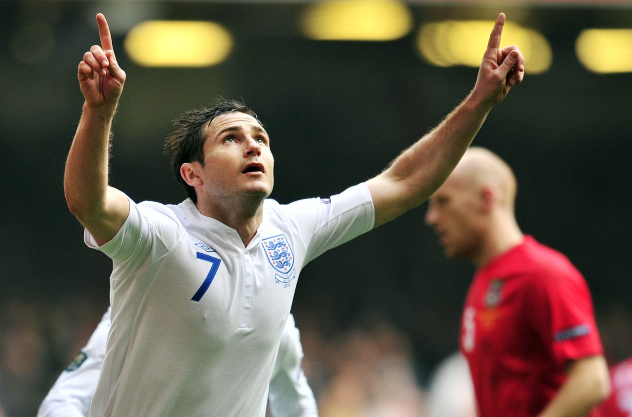 England's Chelsea midfielder Frank Lampard was ruled out of Euro 2012 after picking up a thigh injury in training.
