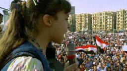 pkg wedeman crowds return to tahrir square_00000104