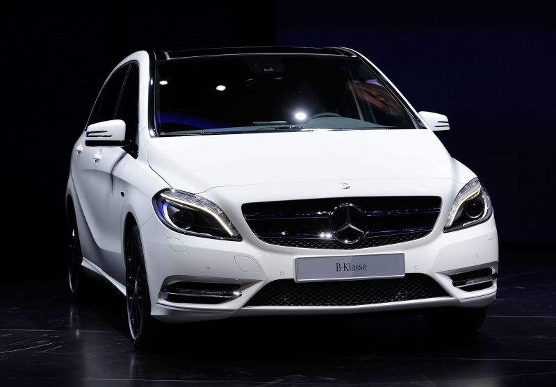 Daimler Gears Up In Hungary | CNN Business