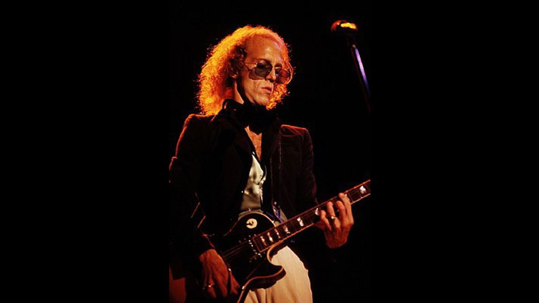 Bob Welch played guitar with Fleetwood Mac starting from 1971 to 1974.