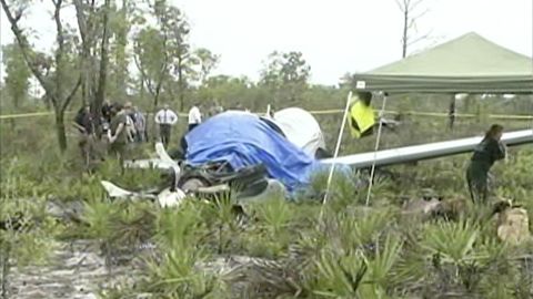The wreckage of a small plane lies in a remote part of Florida, after a crash killed at least six members of one family.