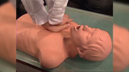 First aid CPR/AED _00003713