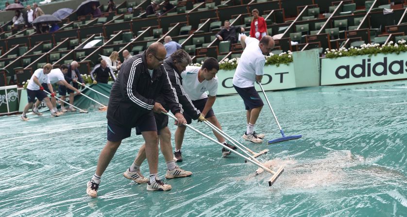 His semifinal against fellow Spaniard David Ferrer was halted by rain, which also delayed the start of the Djokovic-Federer match.