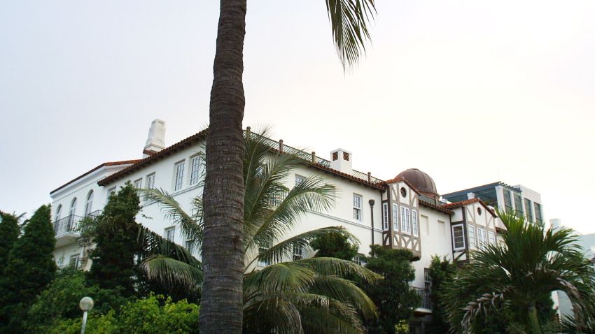 393281 05: Casa Casuarina, Gianni Versace''s former residence before he was murdered, is photographed August 15, 2001 in Miami Beach, Florida. South Beach''s most famous mansion and historical landmark, celebrity palazzo and site of designer Gianni Versace''s demise is about to become a high-end hotel and restaurant. The site, best known for Versace''s 1997 murder is slated to open as a hotel in December of 2001. It will feature 15 suites and a world-class restaurant. A stay at the exclusive hotel will range between $2,000 and $6,000 per night. (Photo by Joe Raedle/Getty Images)