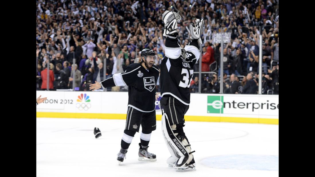Kings' Stanley Cup Run Increasing Merch Sales, Putting Celebs In The Stands