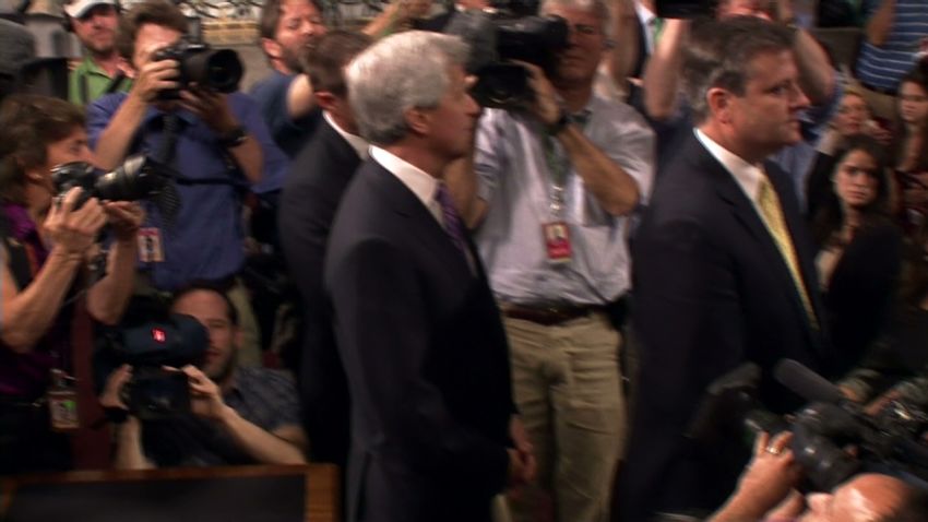 Dimon JP Morgan Chase heckler_00003806