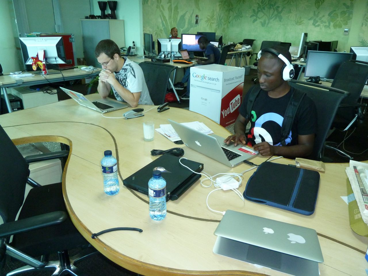 iHub, featured on the show, is Nairobi's innovation hub for technologists, young entrepreneurs, investors, tech companies and hackers in the area. Described by those who run it as "part open community workspace, part vector for investors and VCs and part incubator."