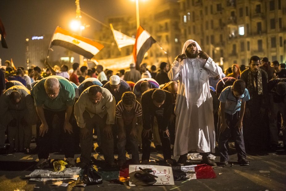 Egyptians pray in Tahrir Square on Thursday during a protest against presidential candidate Ahmed Shafik.