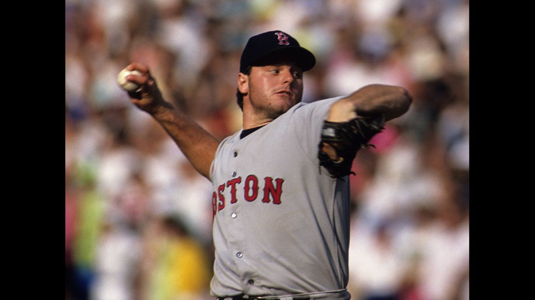 Clemens pitches for the Boston Red Sox against the Toronto Blue Jays in 1990.