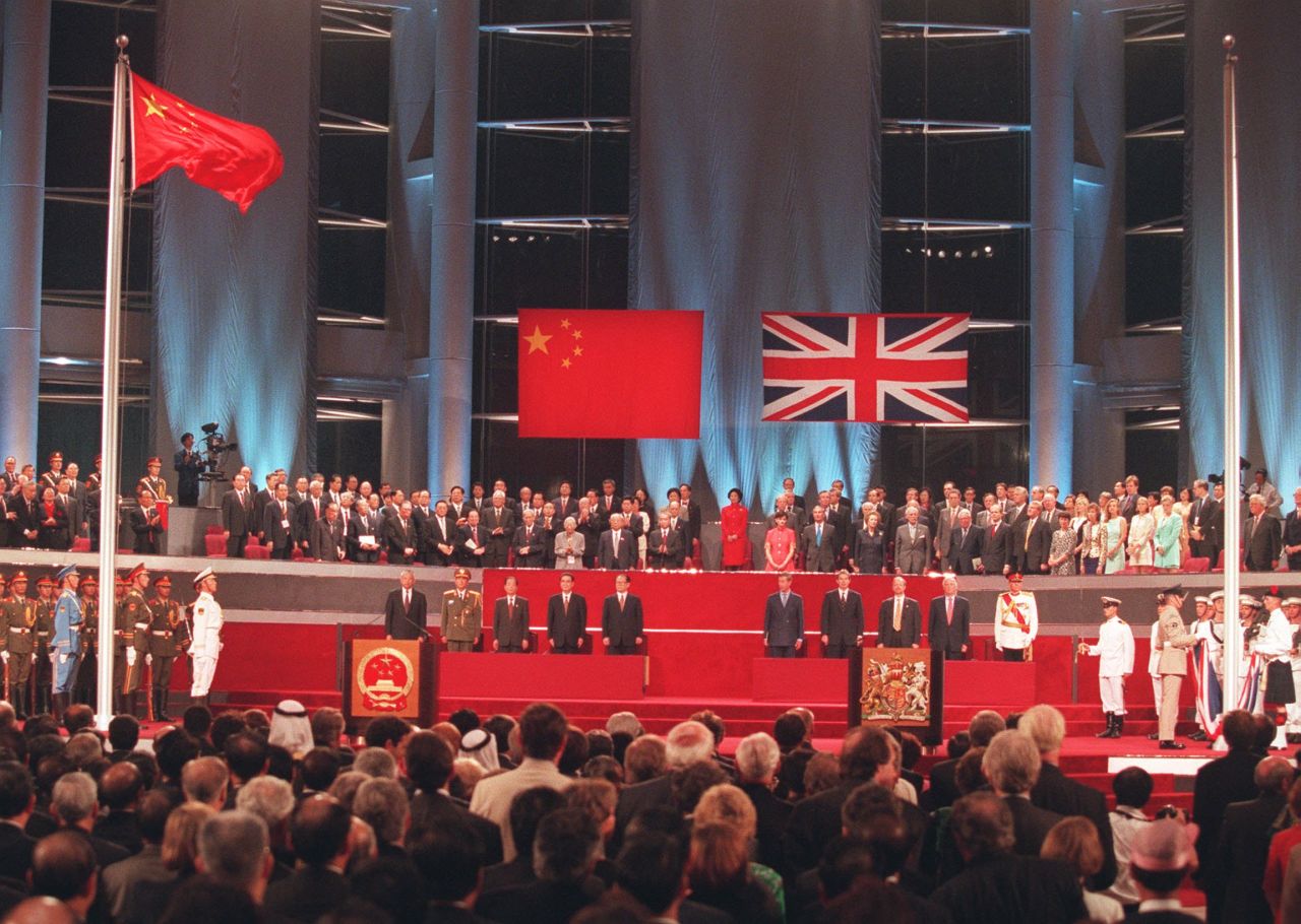 The official handover ceremony was held in the Hong Kong Convention and Exhibition Centre on July 1, 1997. The Chinese flag flies after the Union Jack was lowered.
