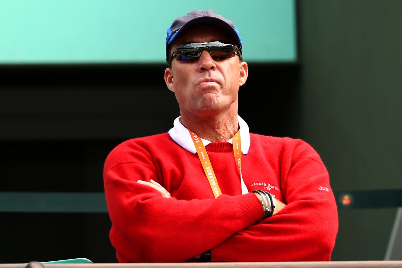 Ivan Lendl, twice Wimbledon runner-up and now Andy Murray's coach, believes serve and volley is a dying art in tennis.