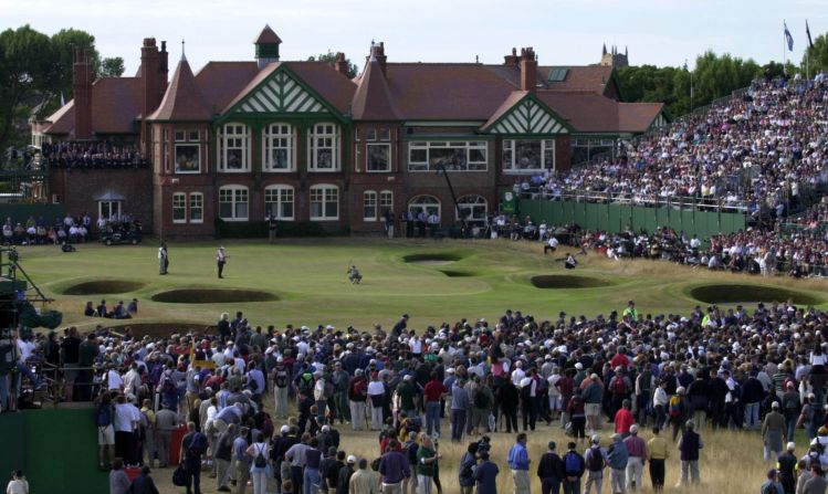 The American claimed his only major championship to date as he negotiated his way around the tricky links course for a total of 10 under par.