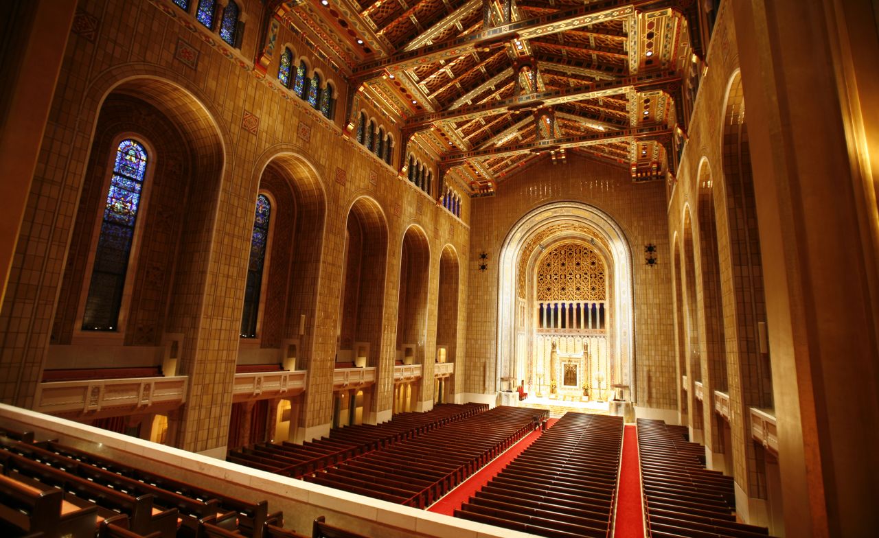 Temple Emanu-El is one of the largest Jewish temples in the world, with a sanctuary that stands 103 feet tall, 100 feet wide and 175 feet long, and seats 2,500 people.