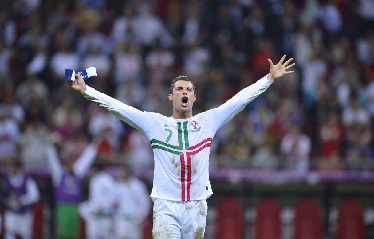 Cristiano Ronaldo's personal mission to beat the Czech Republic succeeded in the closing stages as he superbly headed Portugal into the semifinals of Euro 2012.