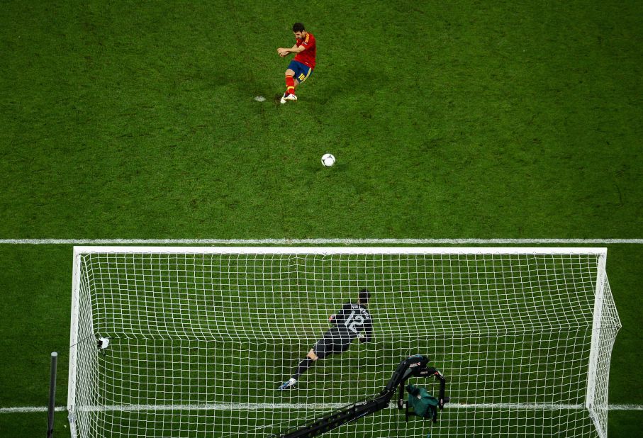 Euro 2012 final: Can Italy stop Spain's bid for history?