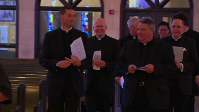 dnt father son become priests_00004515