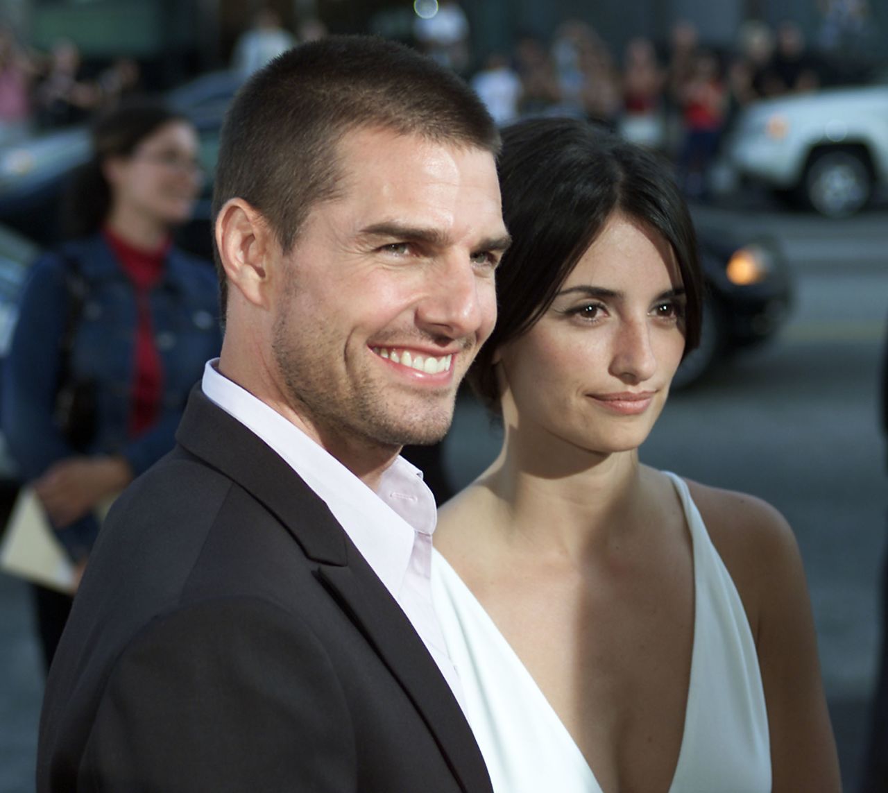 Cruise tuvo una relación con su coestrella de "Vanilla Sky", Penélope Cruz, hasta 2004.