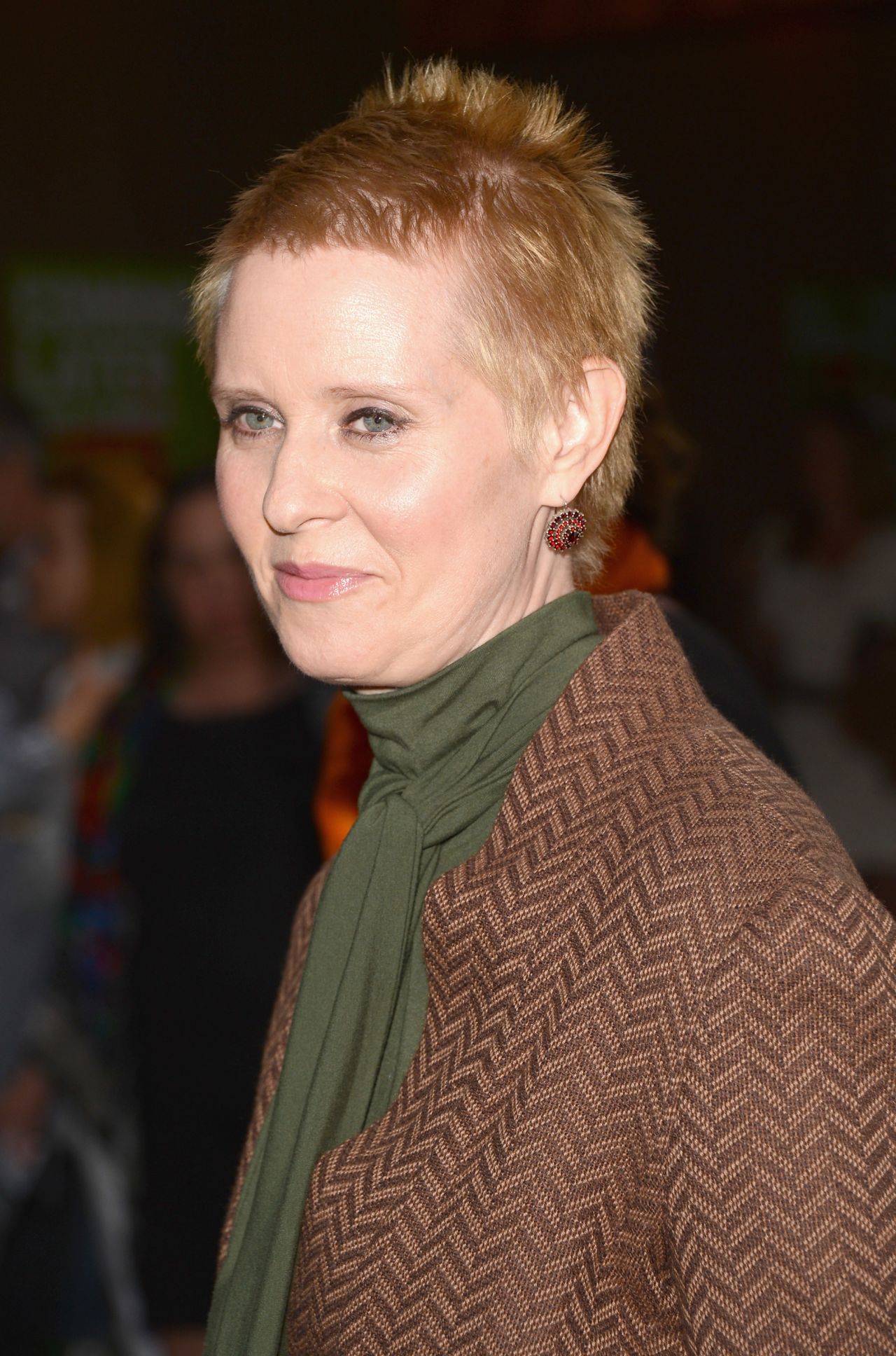Reports of "Sex and the City" star Cynthia Nixon's relationship with Christine Marinoni surfaced in 2004, six years after the television show's premiere. Nixon discussed her relationship with New York Magazine in 2006, saying, "I never felt like there was an unconscious part of me around that woke up or that came out of the closet; there wasn't a struggle; there wasn't an attempt to suppress. I met this woman, I fell in love with her, and I'm a public figure."