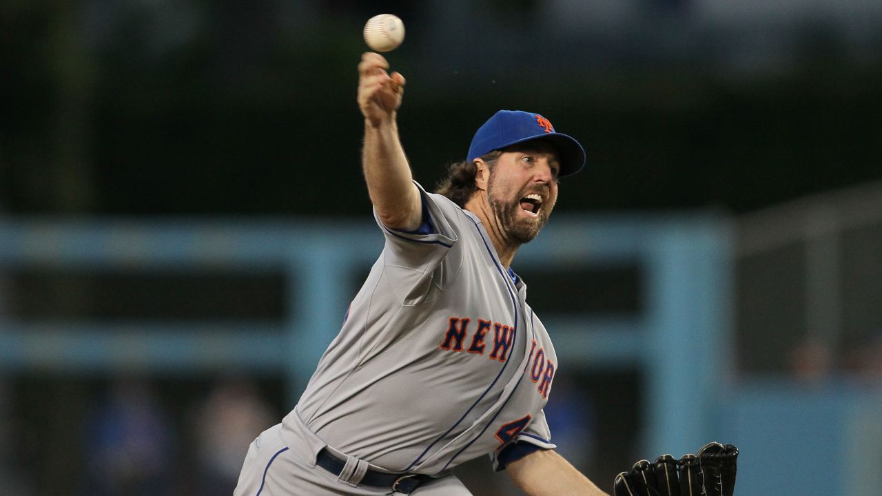 R.A. Dickey's Knuckleball Was Tricky 