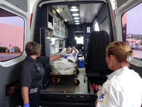 Copeland waves goodbye to Doctors Hospital.