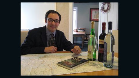 Jayme Simões is applying for Portuguese citizenship; his father was Portuguese and he does business in the country.