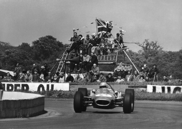 Safety standards were lower in the circuit's early years. Spectators erected their own viewing stand for the F1 international trophy race in May 1966. 