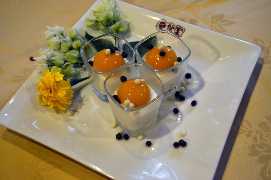 Private kitchen Club Qing calls this dessert "Egg" after the source of protein is ressembles. It is made of tofu and mango.
