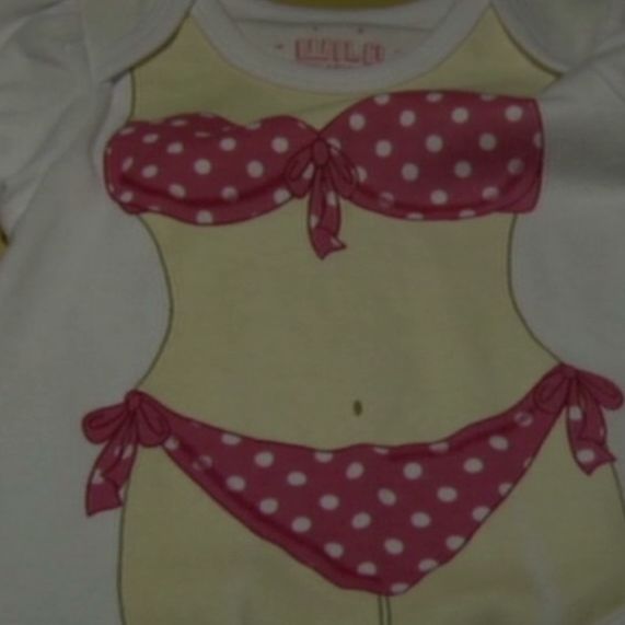 571px x 571px - Baby 'bikini shirt' too sexy for some | CNN
