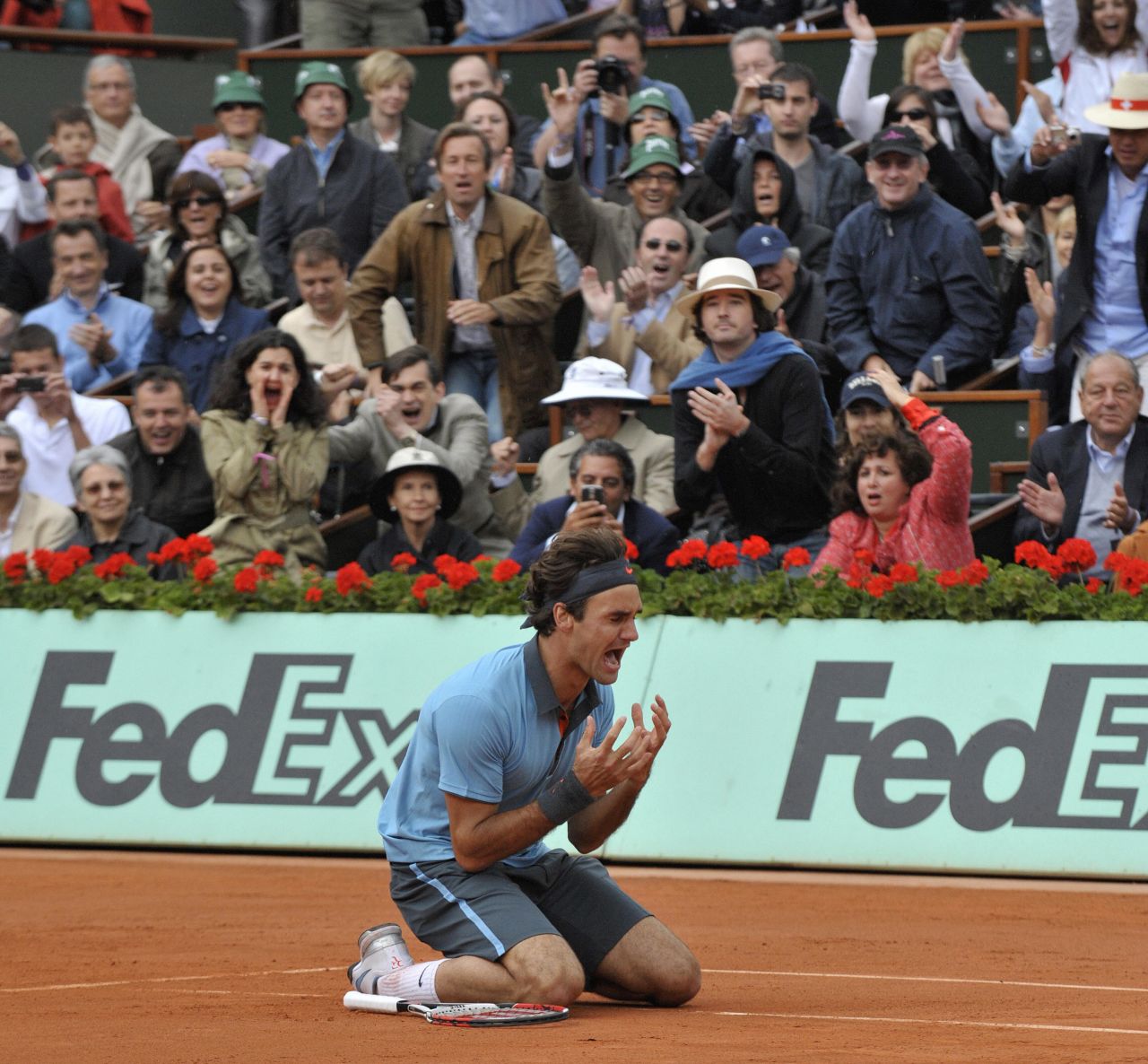 By 2009, despite all of his success, Federer was still to claim the French Open title. But after Robin Soderling eliminated Nadal in the fourth round, Federer beat the Swede in the final to complete a career grand slam.