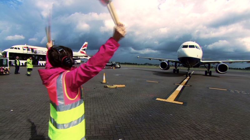 Learn how to park a plane