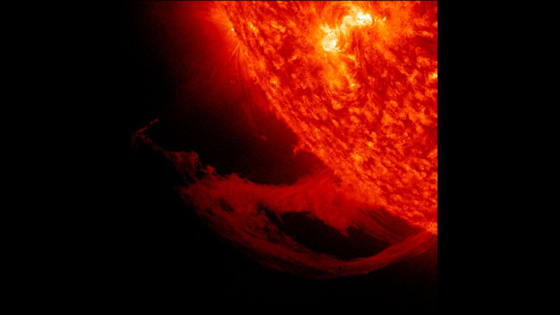 This close-up view reveals magnetic forces at work as they pull plasma strands this way and that before gradually breaking away from the sun November 14 and 15, 2011.