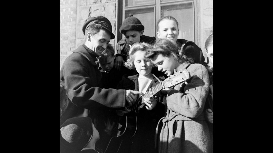 Woody Guthrie in New York City, 1943. See more images at <a href="http://life.time.com/culture/woody-guthrie-in-nyc-1943/#1" target="_blank" target="_blank">Life.com</a>.