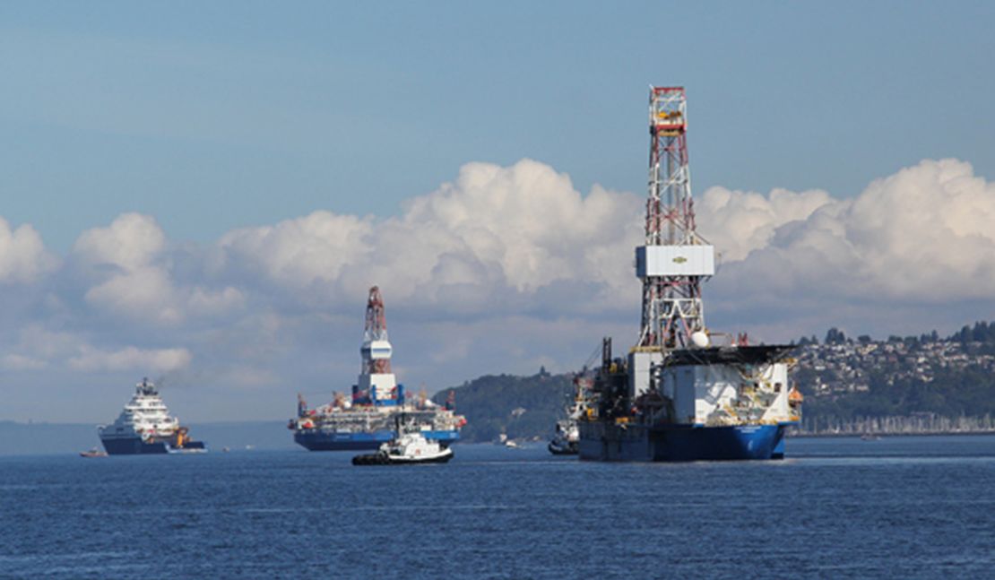 The Noble Discoverer, right, which Shell Oil plans to use for Arctic drilling, slipped its mooring Saturday.