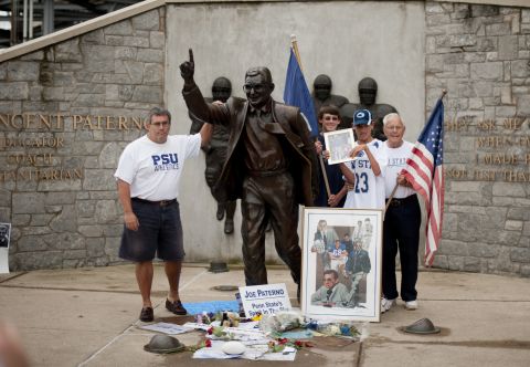 The Paterno statue continued to draw visitors Saturday, a day before it was removed from the stadium.