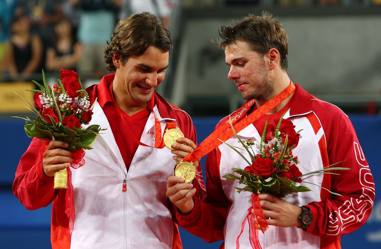 Wawrinka told CNN that in order to stop themselves from crying, he and Federer cracked jokes up on the podium. When Federer took a look at his medal, he told Wawrinka there was a crack in it.