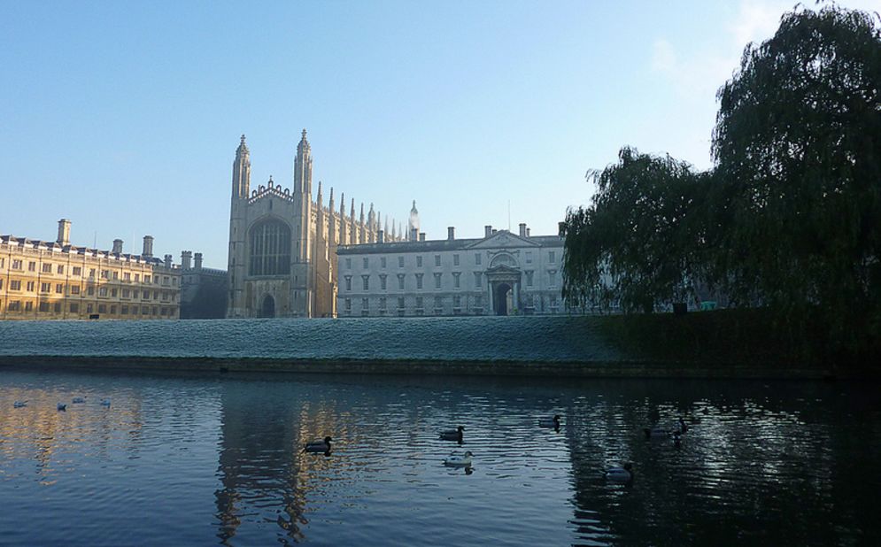 The King's College Chapel is noted for its vaulted ceilings and Evensong choir performances.