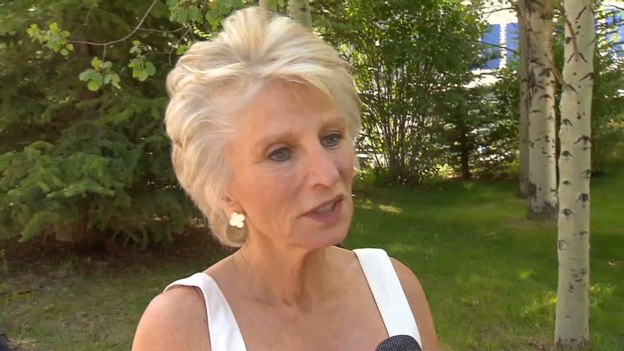 exp Former Intel chairwoman on Syria and other hotspots_00002001