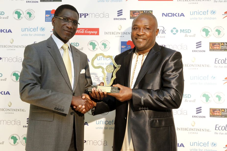 Saturday vision's journalist, Gerald Tenywa wins the Environment Award for his piece, "Concrete graves threaten environment."