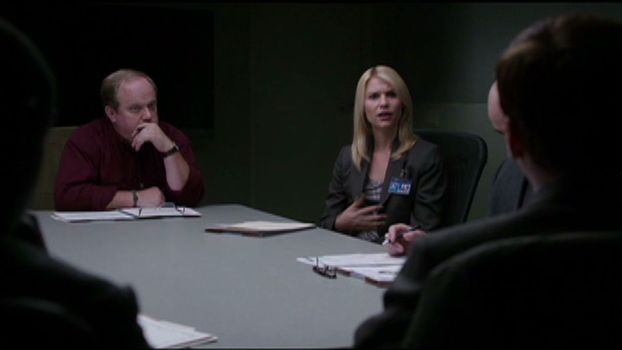 pkg kelly tv drama homeland inside look_00001024