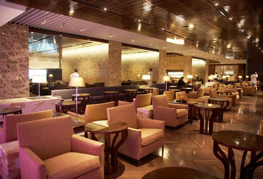 The Singapore Airlines SilverKris Lounge has 13 Italian-leather slumberettes and an attentive staff.