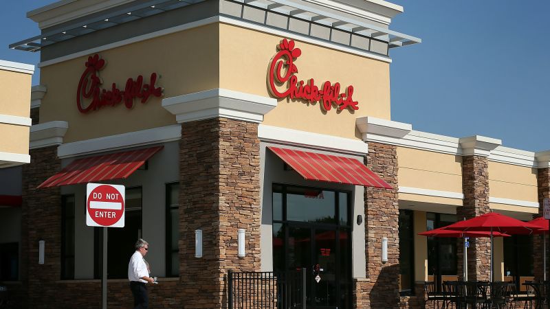 Eat Mor Chikin Chick Fil As Stance On Same Sex Marriage Faces Test Cnn