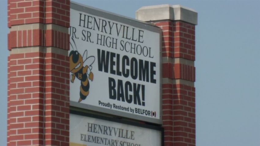 Henryville school reopens_00000902