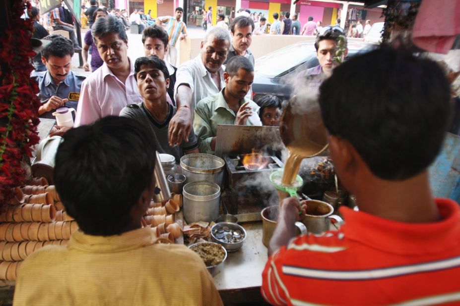 This photo was taken after Palmer talked his way into a tea stall in Kolkata, the capital of West Bengal, in India. 