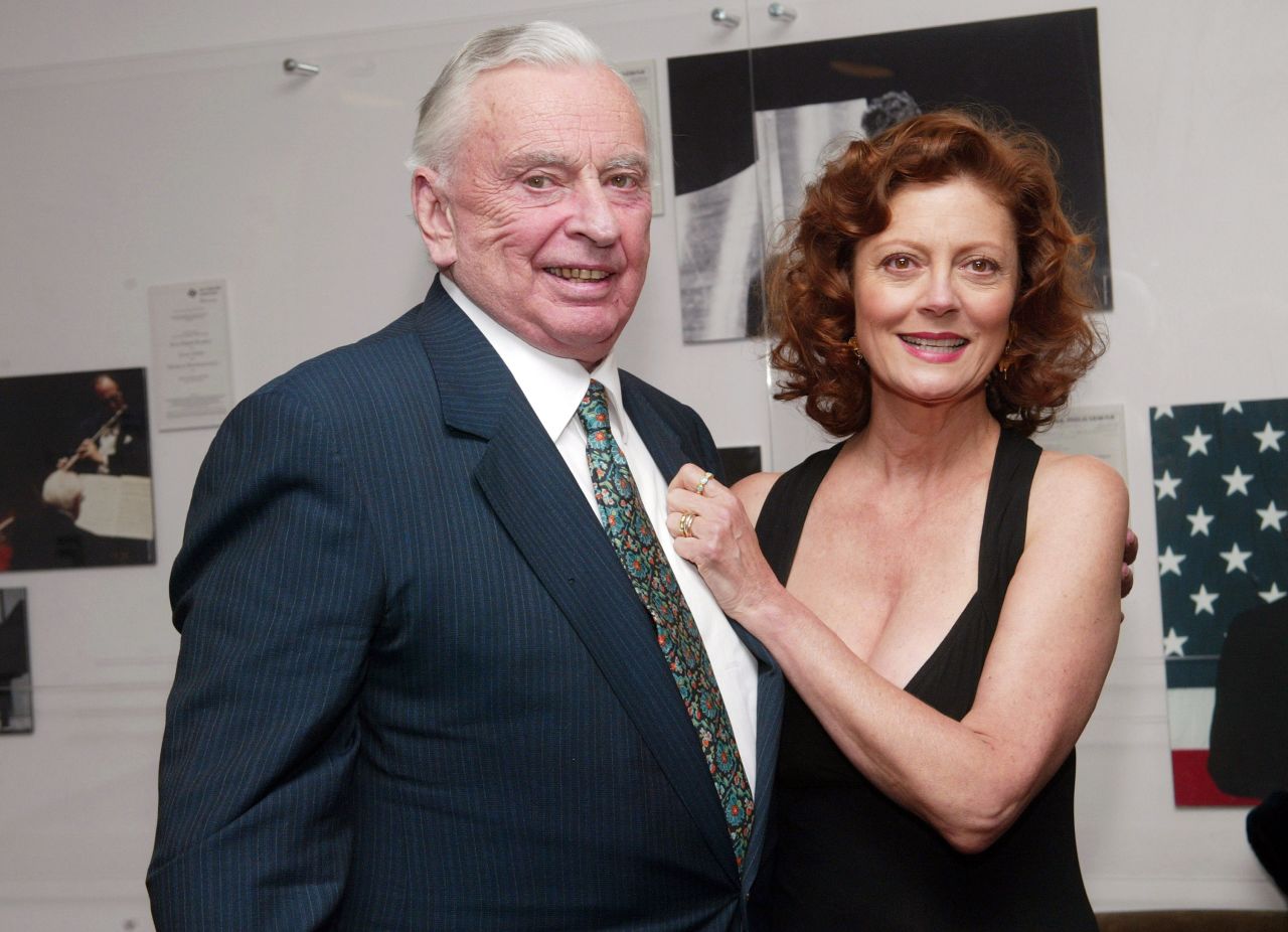 Vidal and Susan Sarandon appear backstage during the Film Society of Lincoln Center's 2003 tribute to the Oscar-winning actress in New York.