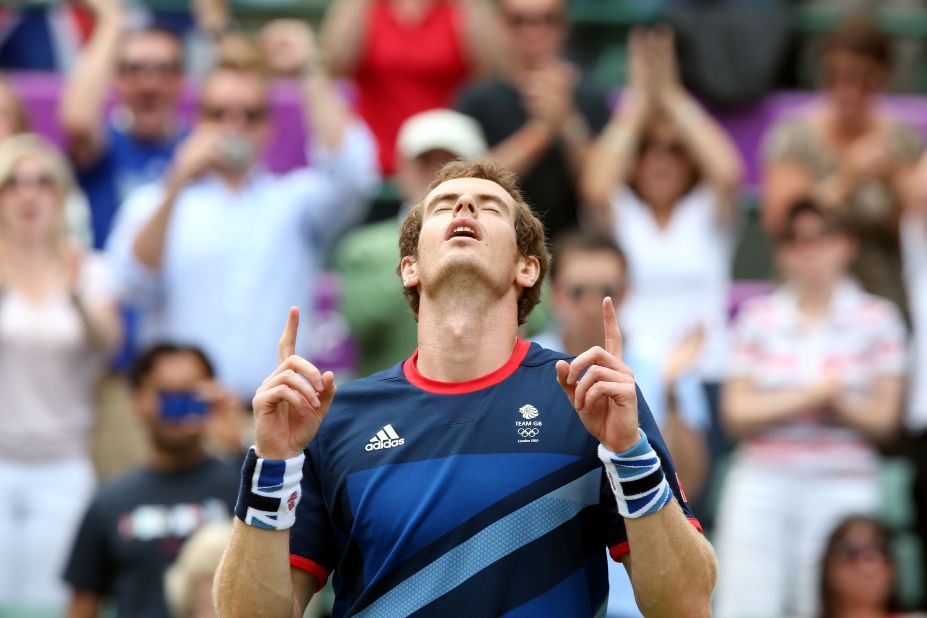 Andy Murray of Great Britain celebrates after defeating Nicolas Almagro of Spain in the men's singles tennis quarterfinal.