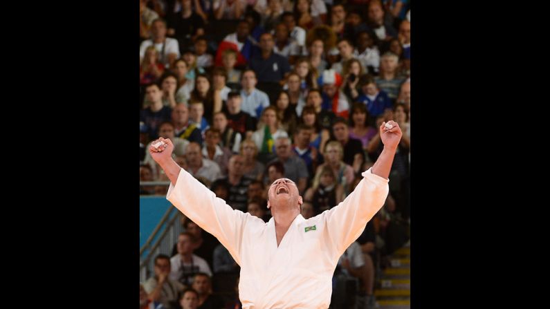 Cuba's Oscar Brayson is victorious in the men's over 100-kilogram judo bronze medal match.