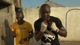 inside africa ghana boxing a_00053015