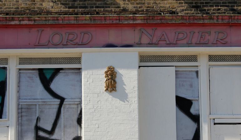 A glittering street sculpture from Cityzen Kane on the derelict Lord Napier pub in Hackney Wick.  Many local street artists and graffiti writers had put work up here over the years but it was whitewashed ahead of the Olympics.